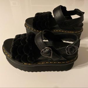 Dr. Martens Voss Fluffy Quad Sandal